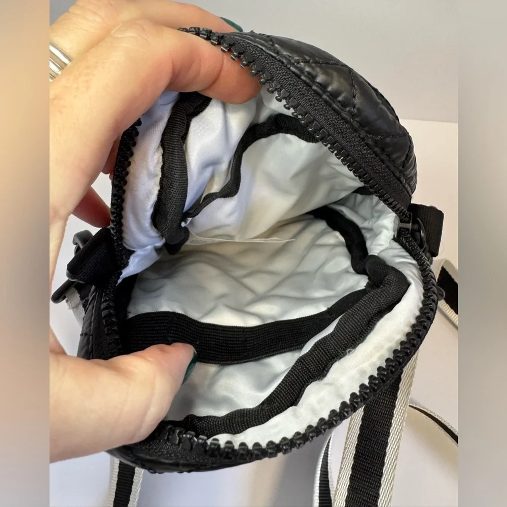Vooray Core Crossbody in quilted black